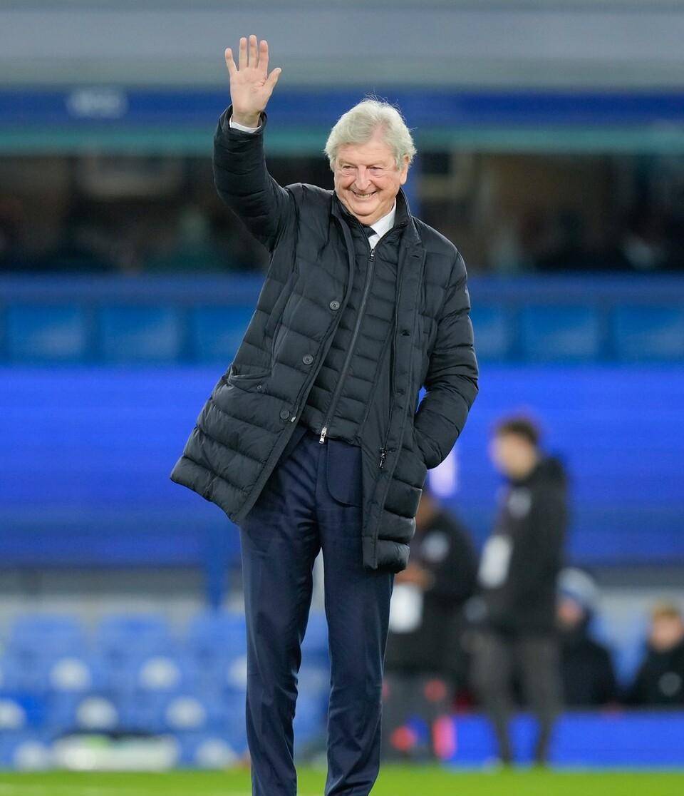 水晶宫主帅霍奇森球队需提高士气赢得胜利