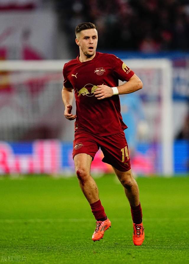 包含沃尔夫斯堡战胜对手，保持不败纪录的词条