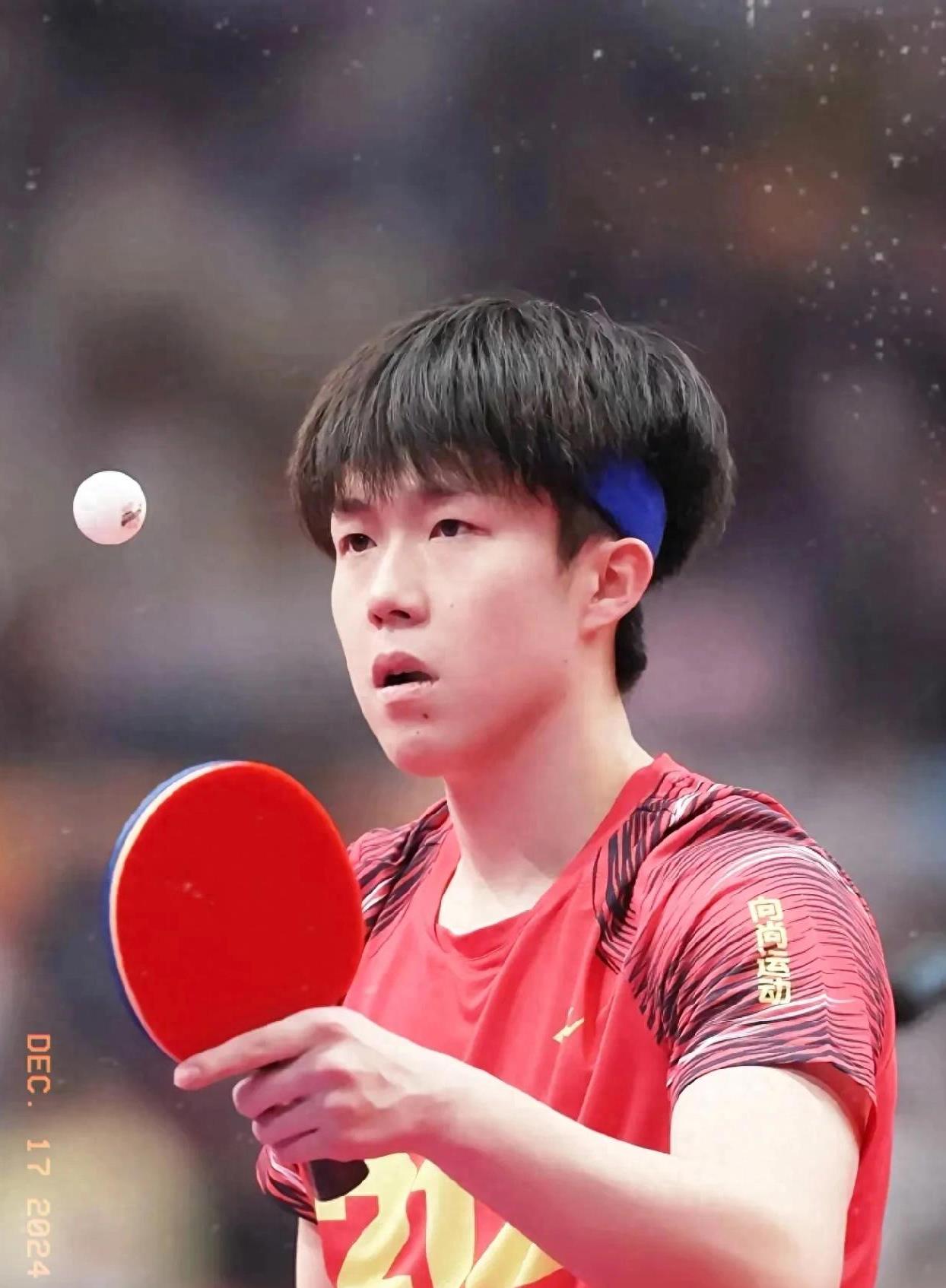 金牌加冕令人欣喜，运动员全力以赴夺冠