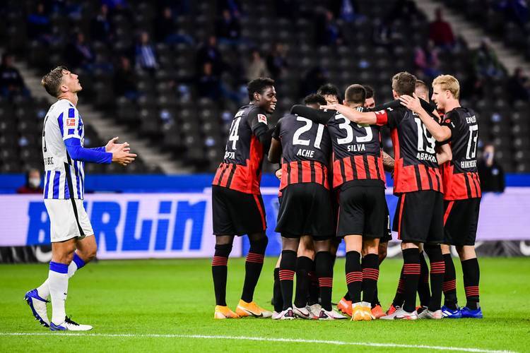 关于法兰克福客场掀翻对手，稳住前列位置的信息