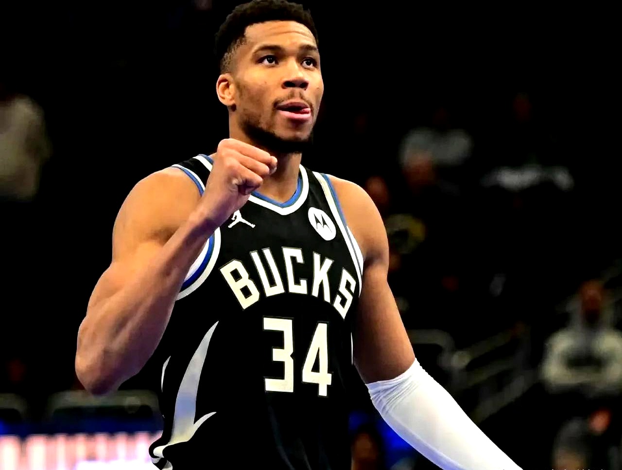 雄鹿大胜老鹰，字母哥状态火热