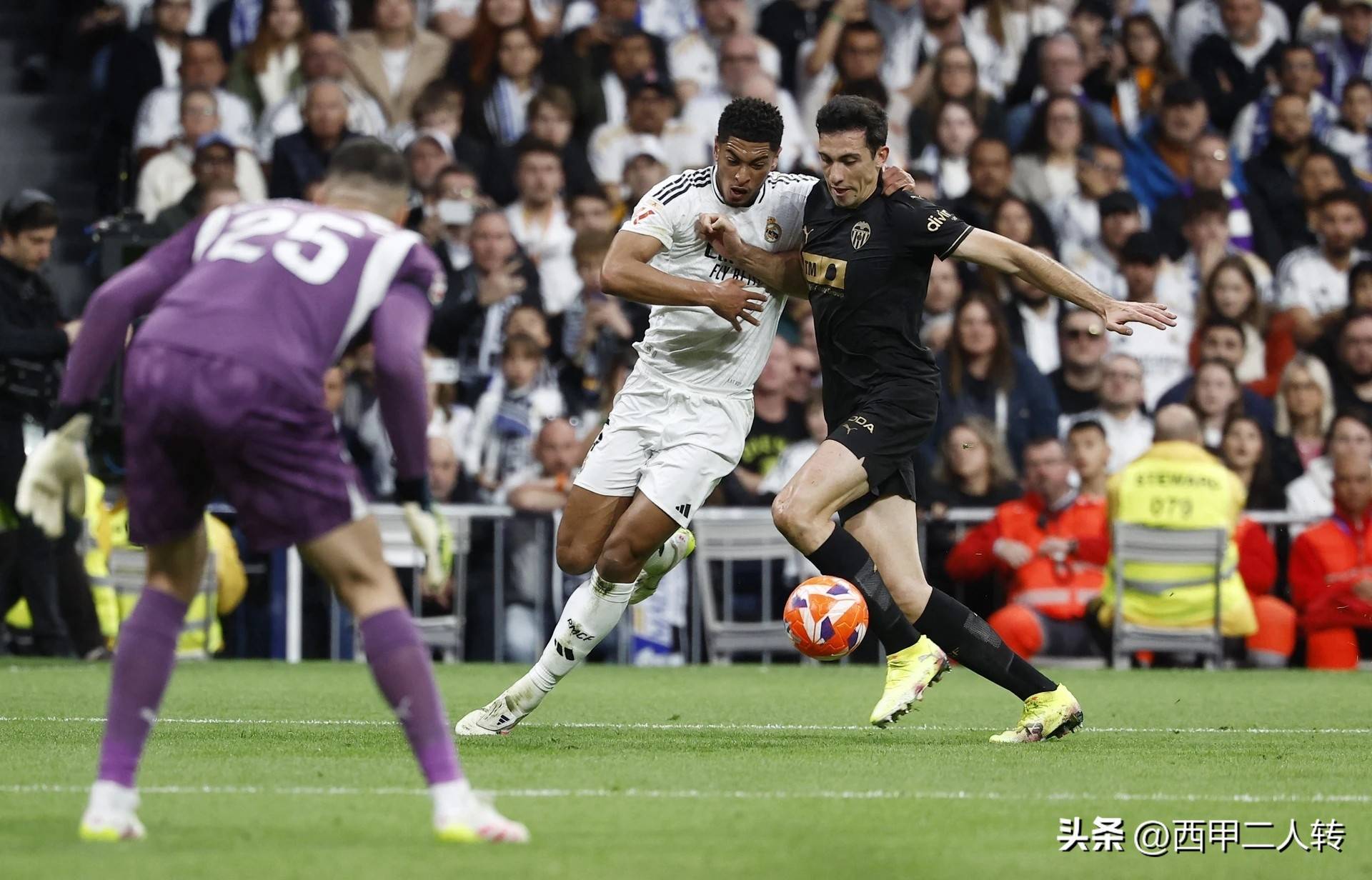 巴塞罗那主场负于瓦伦西亚,遭遇丢失西甲榜首位置 巴塞罗那主场负于瓦伦西亚,遭遇丢失西甲榜首位置