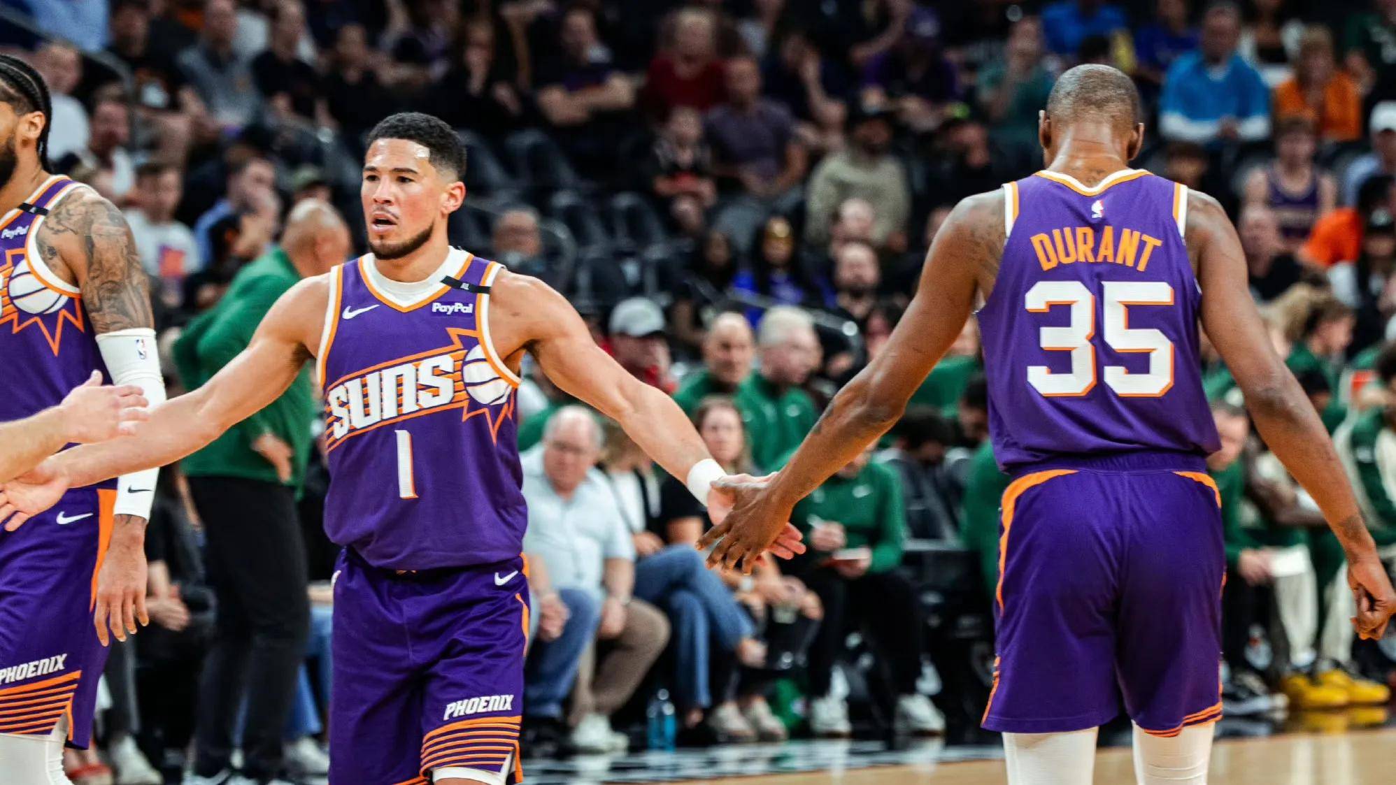 雄鹿负太阳，遭遇连败