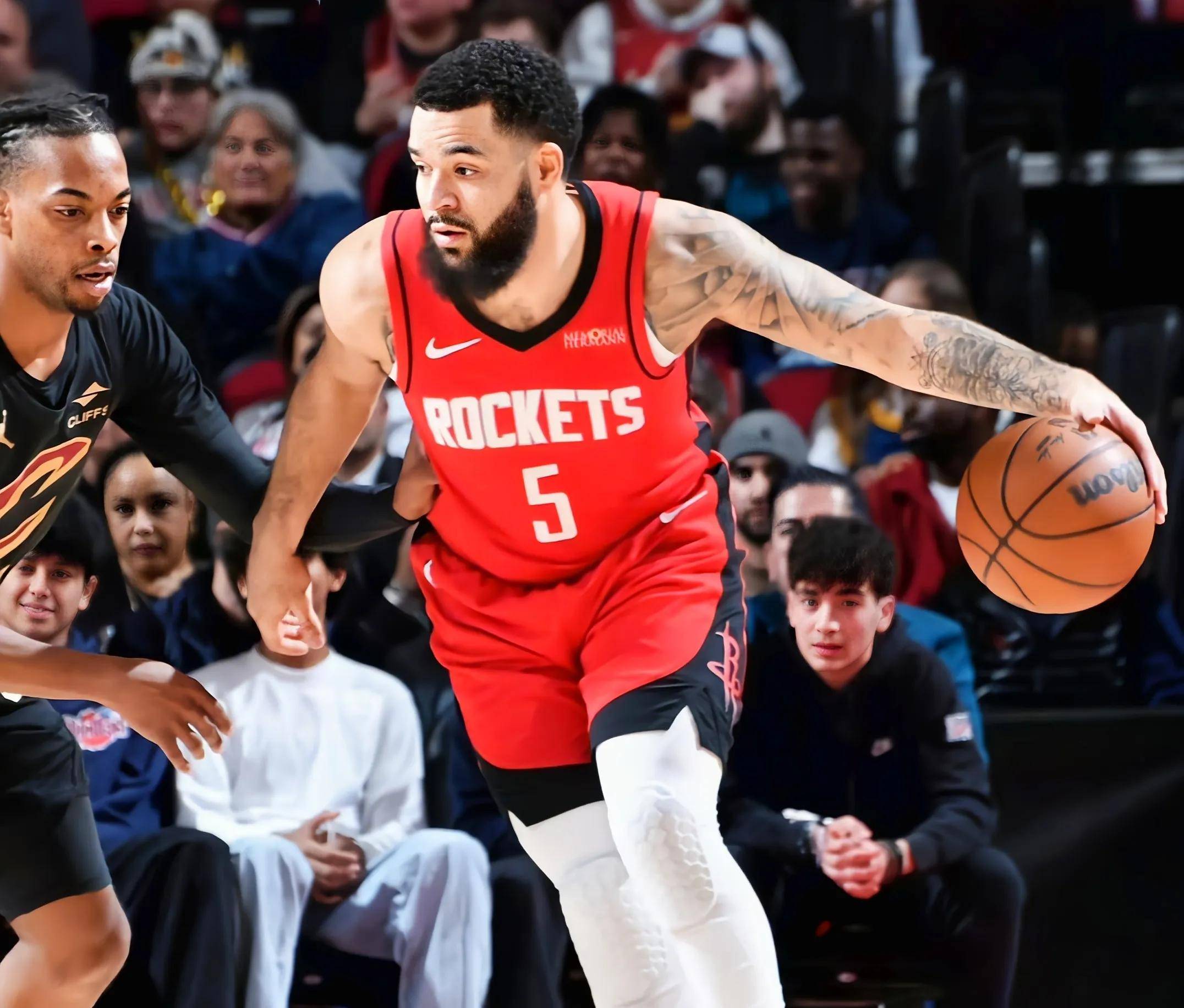 火箭主场大胜鹈鹕晋级次轮