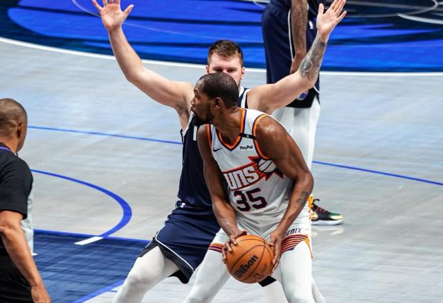 勇士沦陷骑士手中，杜兰特伤退