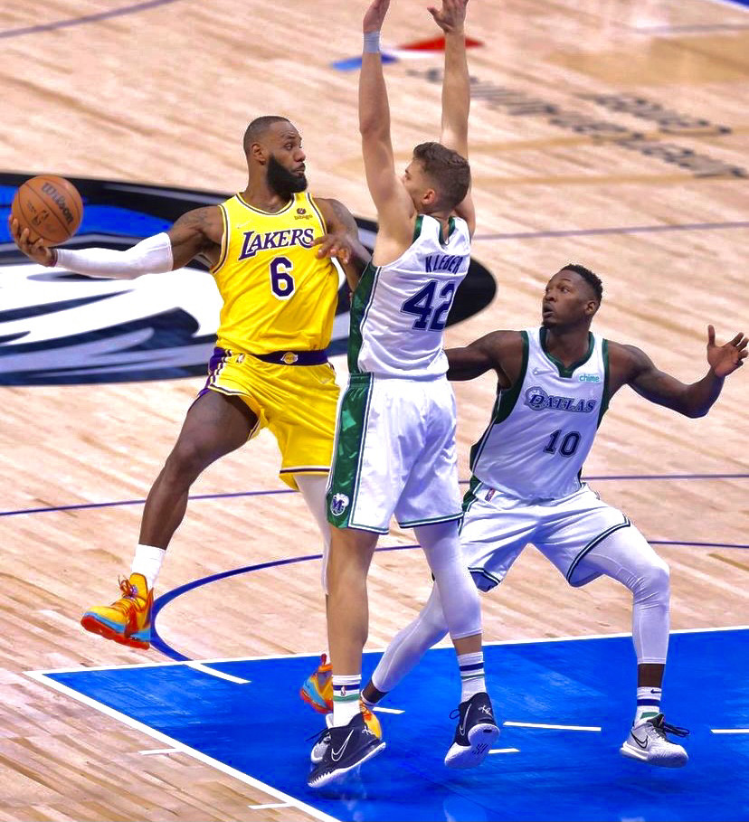 鹈鹕加时战胜马刺，安德森上演完美绝杀的简单介绍