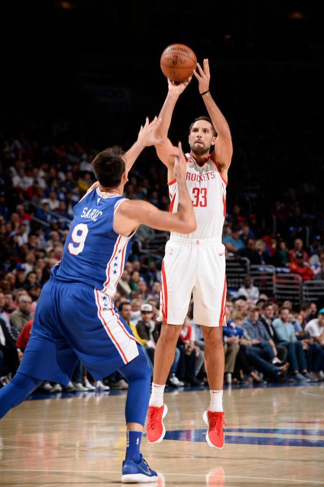 鹈鹕加时战胜马刺，安德森上演完美绝杀的简单介绍